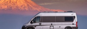 Mega Mobil Lounge 640: una pianta originale per il van