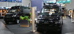 Lo specialista sloveno del van compie 15 anni e aumenta la sua variegata collezione