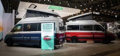 In fiera presentato il van Eriba Car con tetto sollevabile, ma anche l’affascinante caravan Touring Silver Edition
