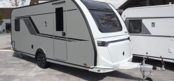 A tu per tu con una caravan dal look accattivante e dagli interni spaziosi e confortevoli 