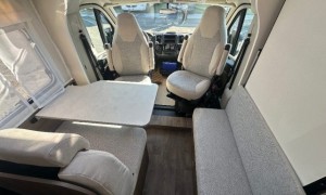 Carado V 347 CON BASCULANTE KM ZERO 2025