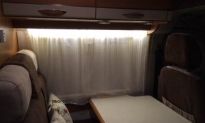 Illuminazione potente ed elegante con strisce a led