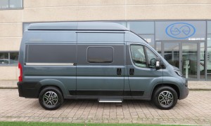 Hymer AYERS ROCK CON TETTO SOLLAVABILE