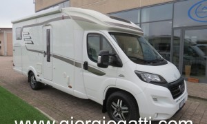 Hymer TRAMP 614 CL CON DOCCIA SEPARATA E AMPIO GARAGE