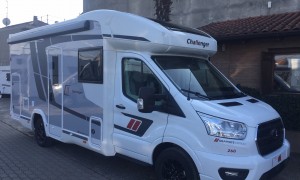 Challenger 260 GRAPHITE EDITION 