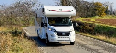 Video CamperOnTest Special: Rimor Seal 695