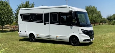 Video CamperOnTest: Niesmann+Bischoff iSmove 6.9 E