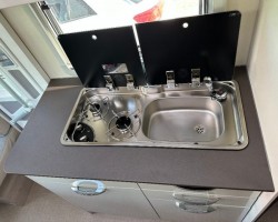 Burstner lineo t 690 g nuovo a km 0 2025
