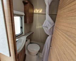 Knaus sport 400 qd e power 2024 usata...