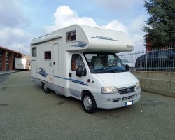 Adria coral 660sp mansardato garage 2003