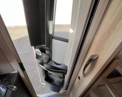 Hobby de luxe 490 kmf 2025