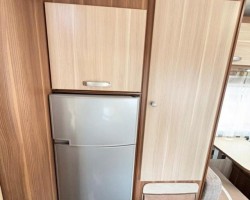 Mclouis glamys 22 2012