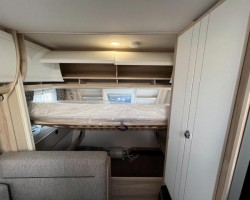 Hobby de luxe 490 kmf 2026