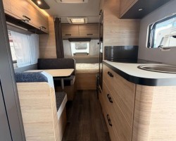 Weinsberg caraone 480 qdk famigliaret...