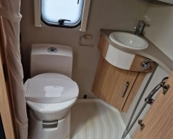 Knaus sport fun 480 ql accessibile di...