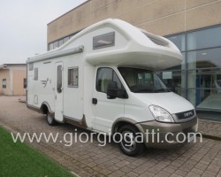 Arca m 720 glt iveco 30 180cv 2011