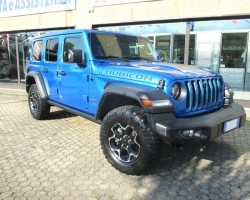 Altro jeep wrangler unlimited rubicon...