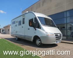 Laika rexsosline 722 con garage e bas...