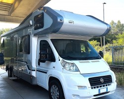 Weinsberg meteor 780x 3 assi patente ...