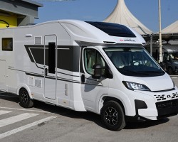 Adria matrix axess 670 sc