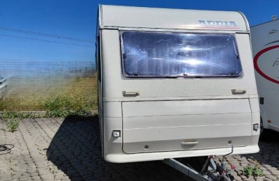 Camper usati: Caravan Adria Unica 430 Db