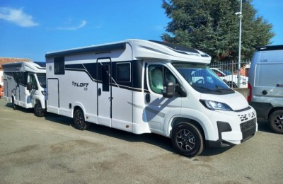 Semintegrale Elnagh T-loft 532 Letti Gemelli Face To Face