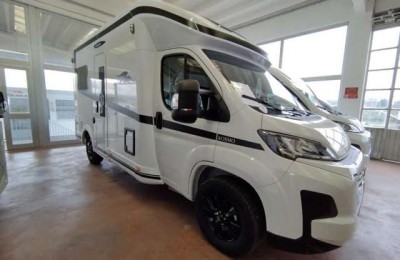 Semintegrale Laika Kosmo 105 Compatto 6 Mt 4 Posti