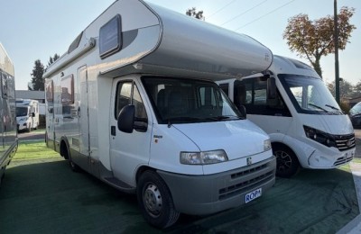Mansardato Knaus Sun Traveller 708 G