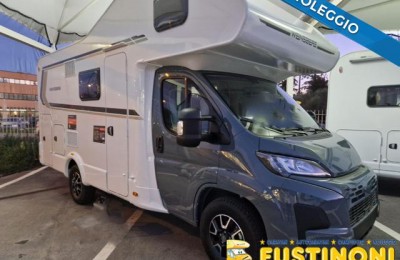 Mansardato Weinsberg Carahome 600 Dkg   Noleggio 6 Posti