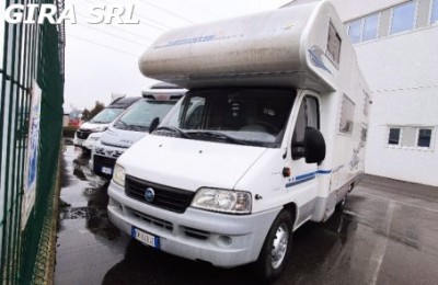 Camper usati: Mansardato Adria Coral 670 Dk