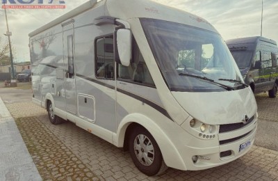Camper usati: Motorhome Carthago .i 142