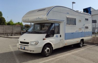 Camper usati: Mansardato Rimor Superbrig 678