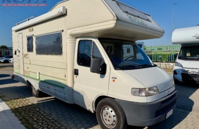 Camper usati: Mansardato C.i. Riviera Gt