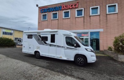 Camper usati: Semintegrale Knaus Vansation Ti 650 Meg