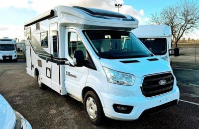 Camper usati: Semintegrale Elnagh Baron Compact 539