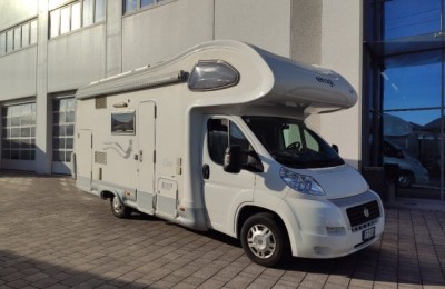 Camper usati: Mansardato Elnagh Prince 47
