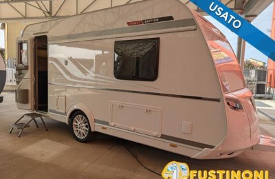 Camper usati: Caravan Tabbert Rossini 450 Fu Finest Edition Letti Gemelli 2023