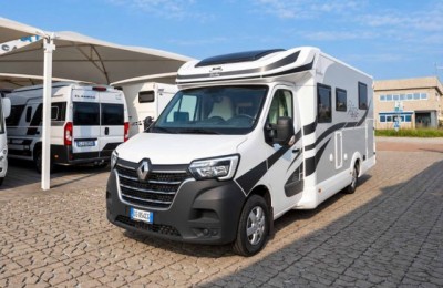 Camper usati: Semintegrale Mclouis Yearling 89