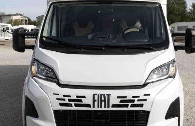 Camper usati: Semintegrale Rimor Sarus 12