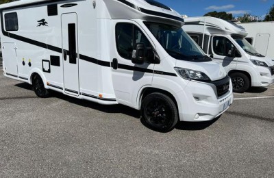 Camper usati: Semintegrale Laika Kosmo L 409