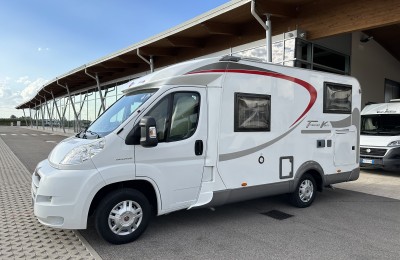 Semintegrale Bürstner Travel Van T 571