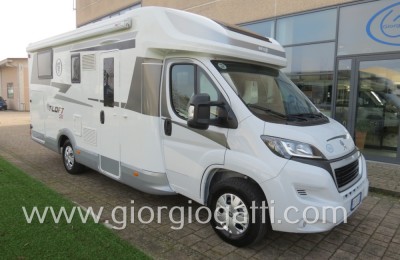 Semintegrale Elnagh T-loft 530 Con Garage E Basculante