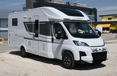 Semintegrale Adria Matrix Axess 670 Sc