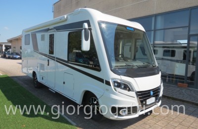 Motorhome Knaus  Sky I 700 Leg