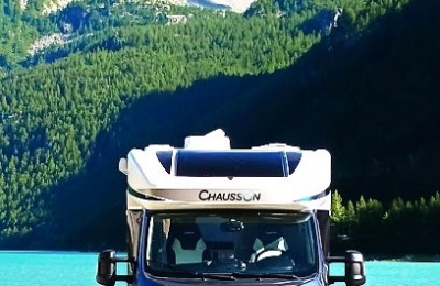 Camper usati: Semintegrale Chausson Welcome Travel 711