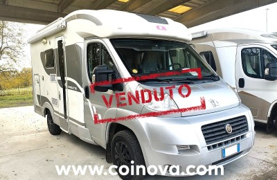 Camper usati: Semintegrale Adria Coral Compact