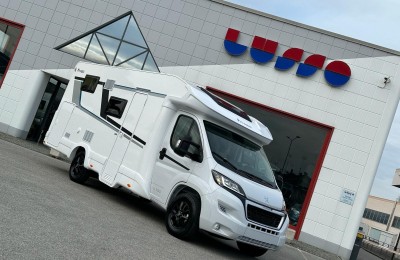 Camper usati: Semintegrale Itineo Pj 700