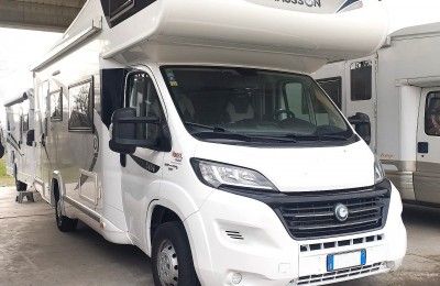 Camper usati: Mansardato Chausson C656 Flash