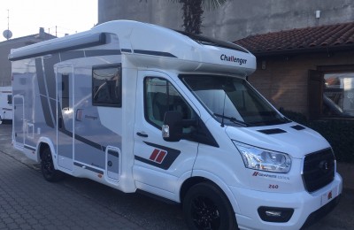 Semintegrale Challenger 260 Graphite Edition 