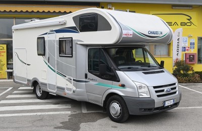 Camper usati: Mansardato Chausson Flash 11